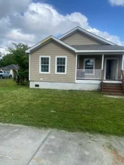 Home For Sale in Saint Bernard, Louisiana