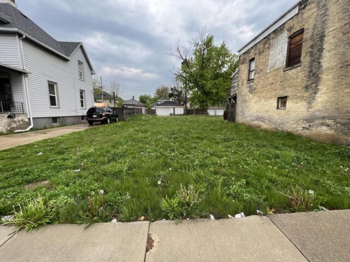 Picture of Residential Land For Sale in Racine, Wisconsin, United States