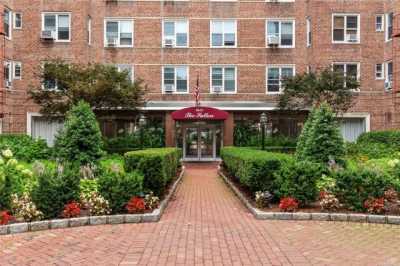 Home For Sale in Rego Park, New York