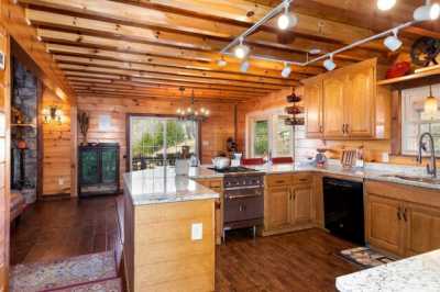 Home For Sale in Petersburg, Tennessee