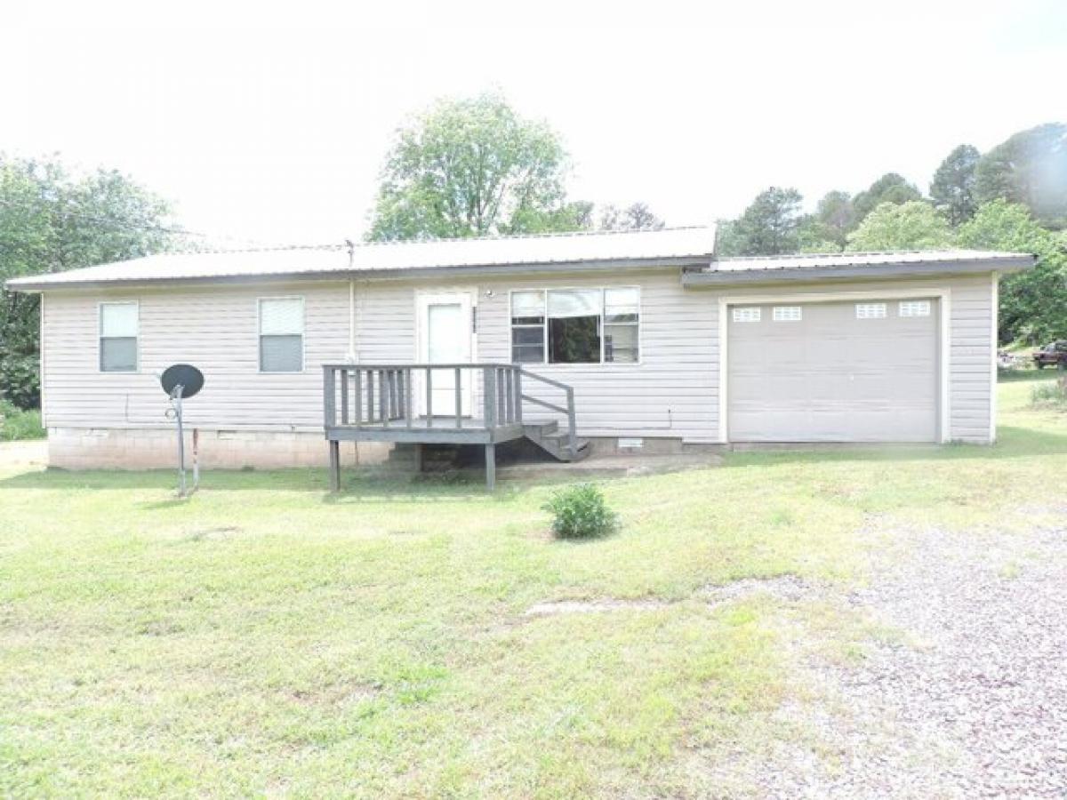 Picture of Home For Sale in Waldron, Arkansas, United States