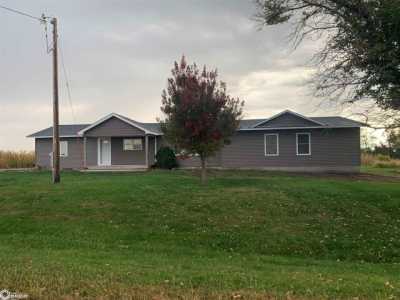 Home For Sale in Leon, Iowa