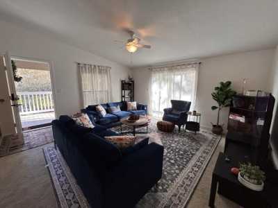 Home For Sale in Springville, California