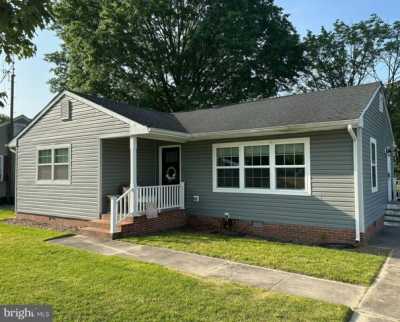 Home For Sale in Laurel, Delaware