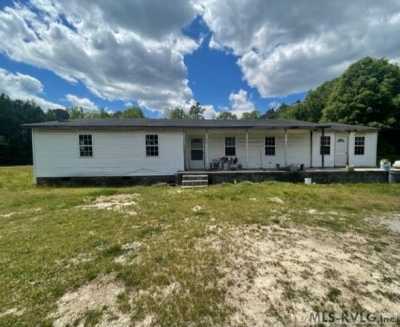 Home For Sale in Jarratt, Virginia