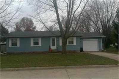 Home For Sale in Readlyn, Iowa