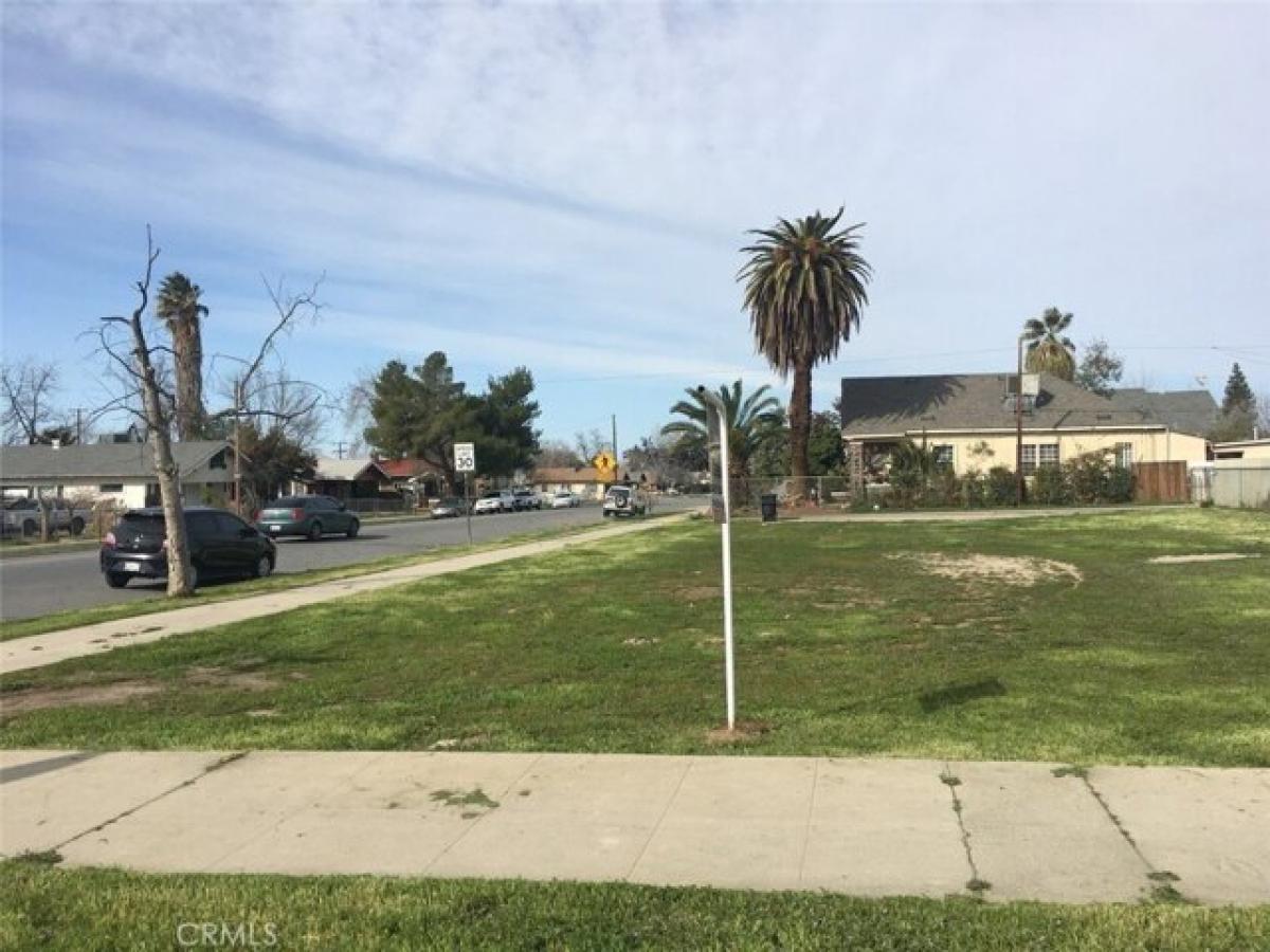Picture of Residential Land For Sale in Bakersfield, California, United States