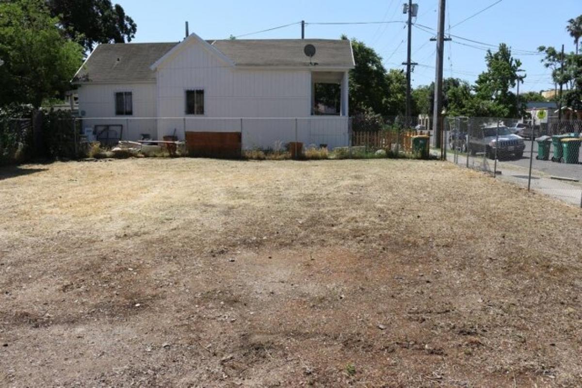 Picture of Residential Land For Sale in Stockton, California, United States