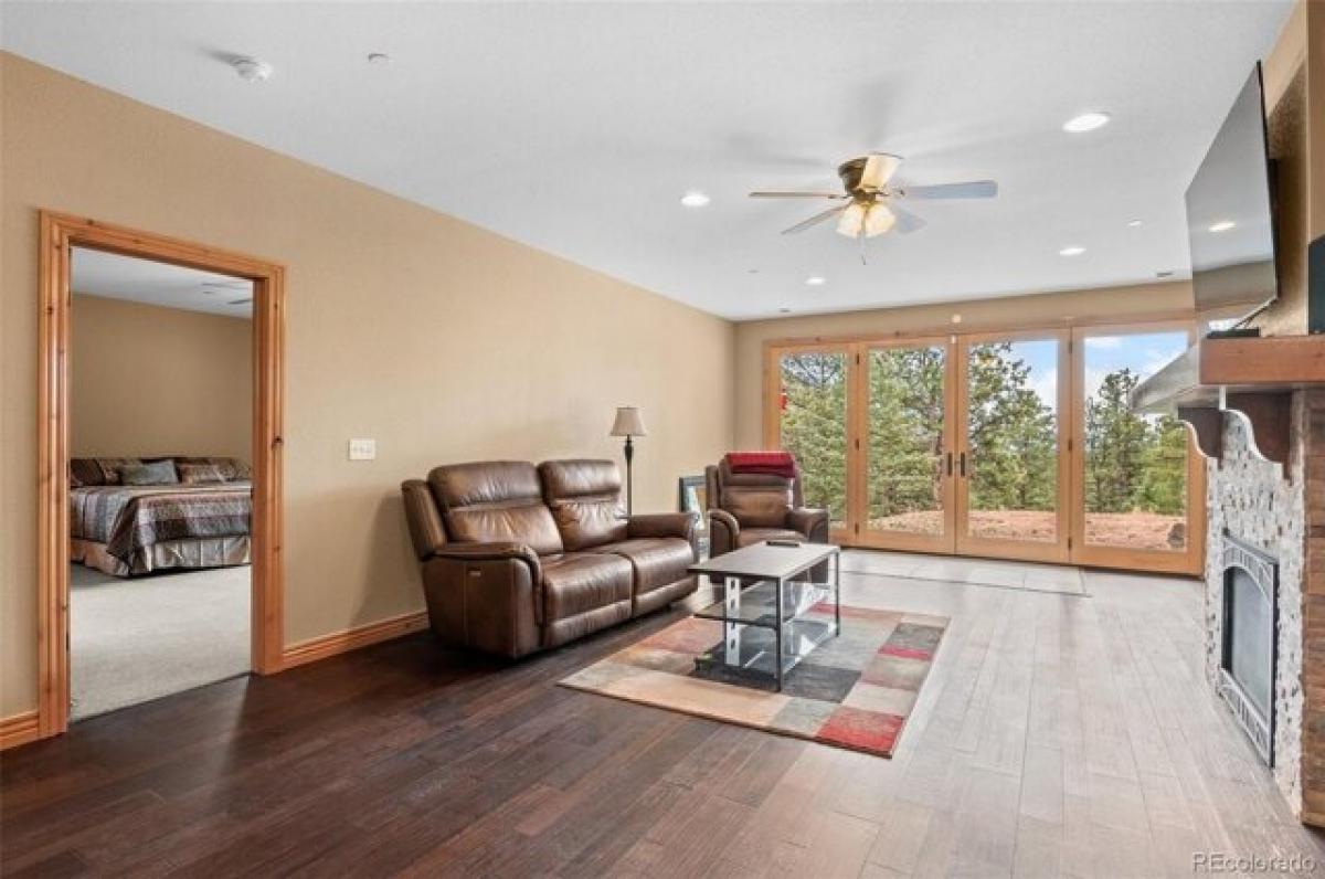 Picture of Home For Sale in Pine, Colorado, United States