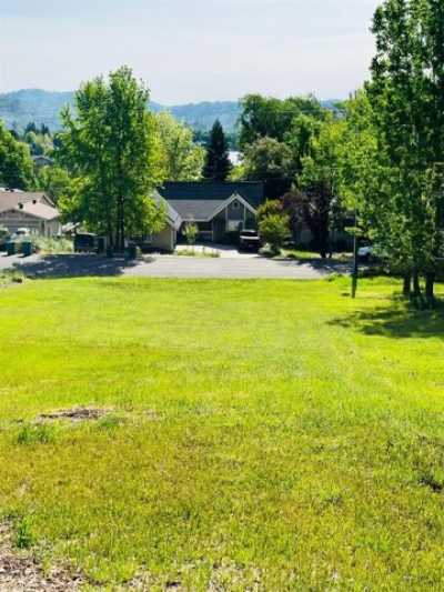 Residential Land For Sale in Penn Valley, California