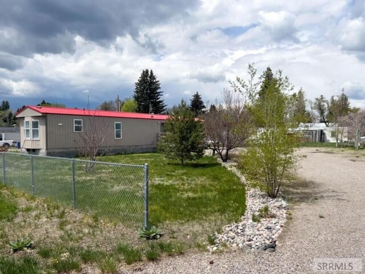Picture of Home For Sale in Dubois, Idaho, United States