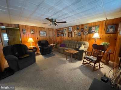 Home For Sale in Womelsdorf, Pennsylvania