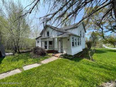 Home For Sale in Canajoharie, New York