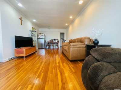 Home For Sale in Fresh Meadows, New York
