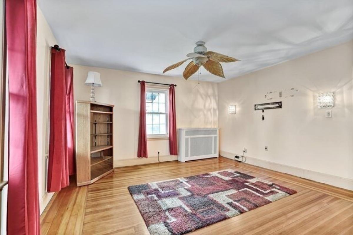 Picture of Home For Sale in Mattapan, Massachusetts, United States
