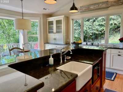 Home For Sale in Brookings, Oregon