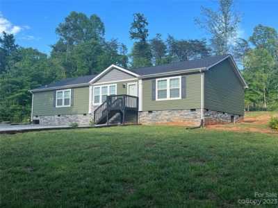 Home For Sale in Union Mills, North Carolina