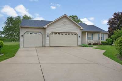 Home For Sale in Montgomery, Illinois