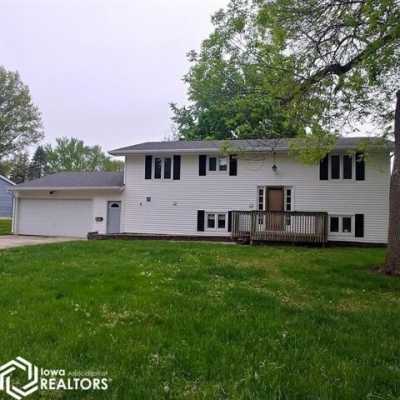 Home For Sale in Humboldt, Iowa