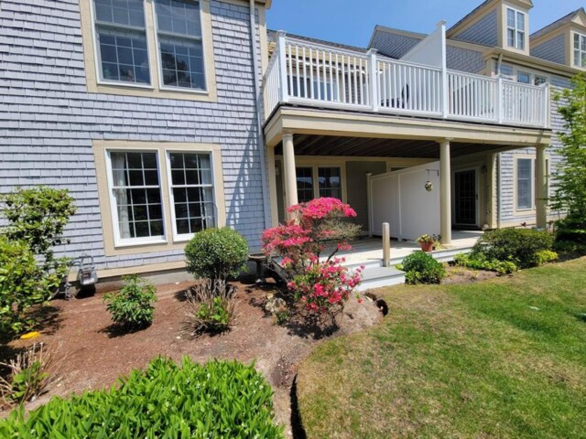 Picture of Home For Sale in Yarmouth Port, Massachusetts, United States