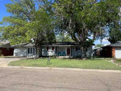 Home For Sale in Dalhart, Texas