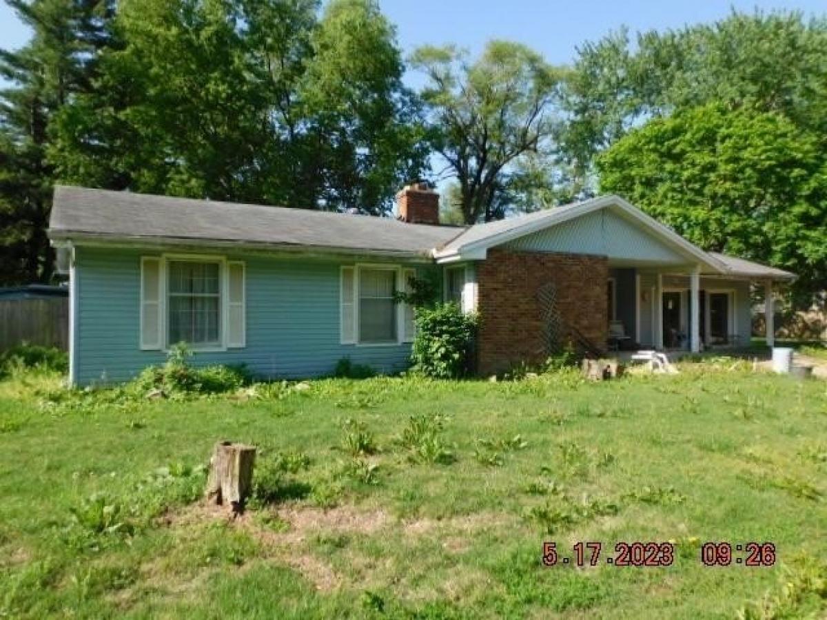 Picture of Home For Sale in Buckner, Missouri, United States