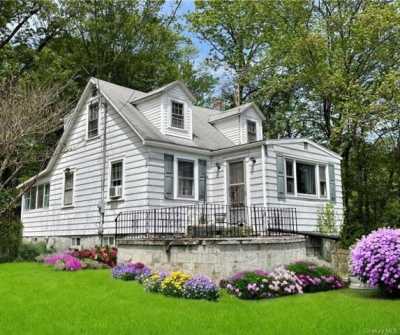 Home For Sale in Pine Bush, New York