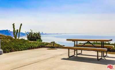 Home For Rent in Pacific Palisades, California