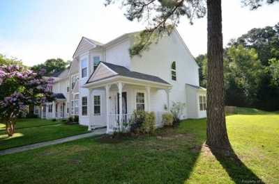 Home For Sale in Yorktown, Virginia