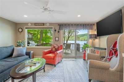 Home For Sale in Tully, New York