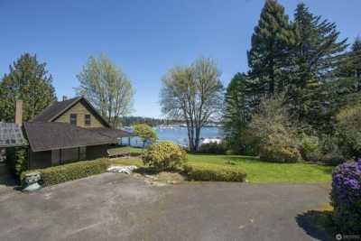 Residential Land For Sale in Bainbridge Island, Washington