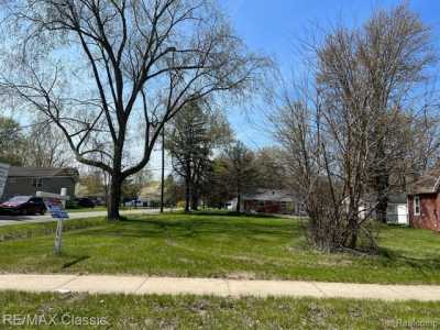 Residential Land For Sale in Romulus, Michigan
