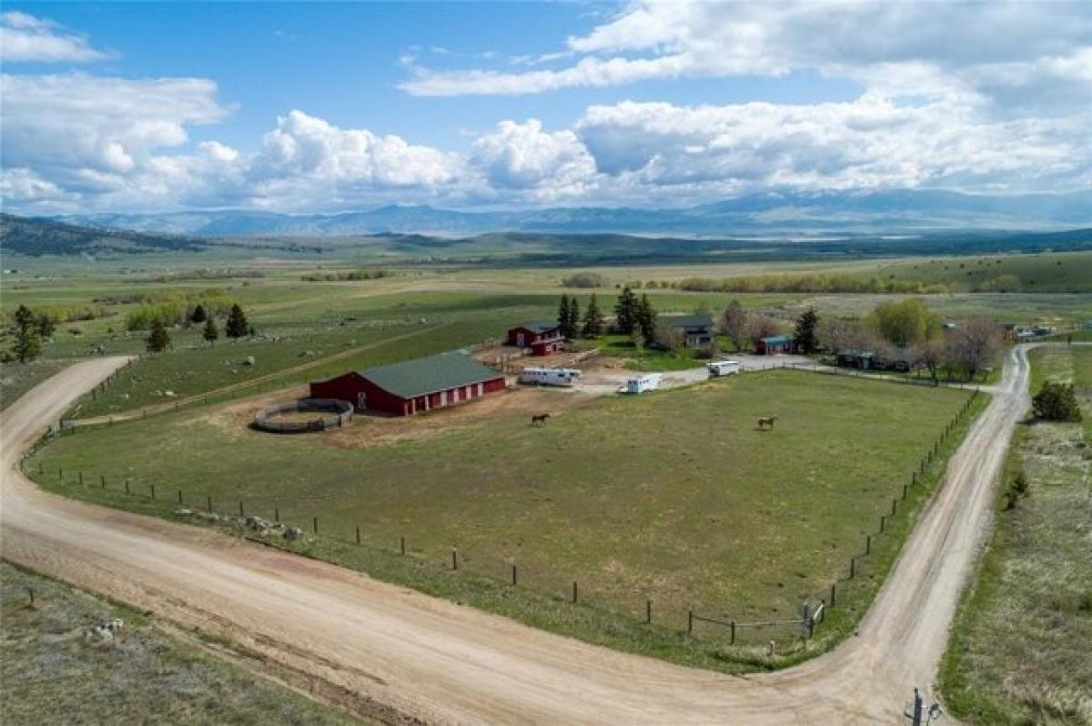 Picture of Home For Sale in East Helena, Montana, United States