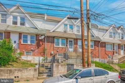 Home For Sale in Upper Darby, Pennsylvania