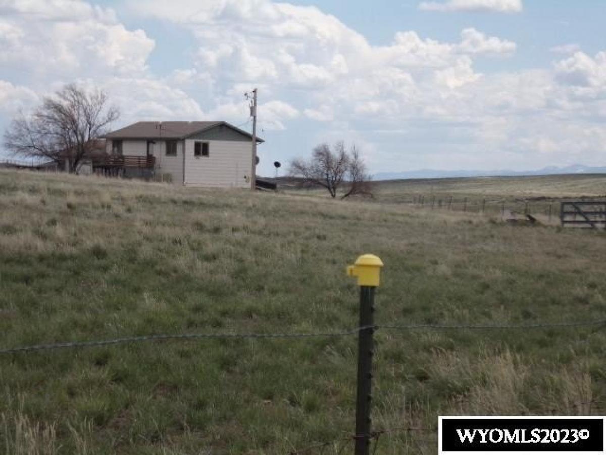 Picture of Home For Sale in Glenrock, Wyoming, United States