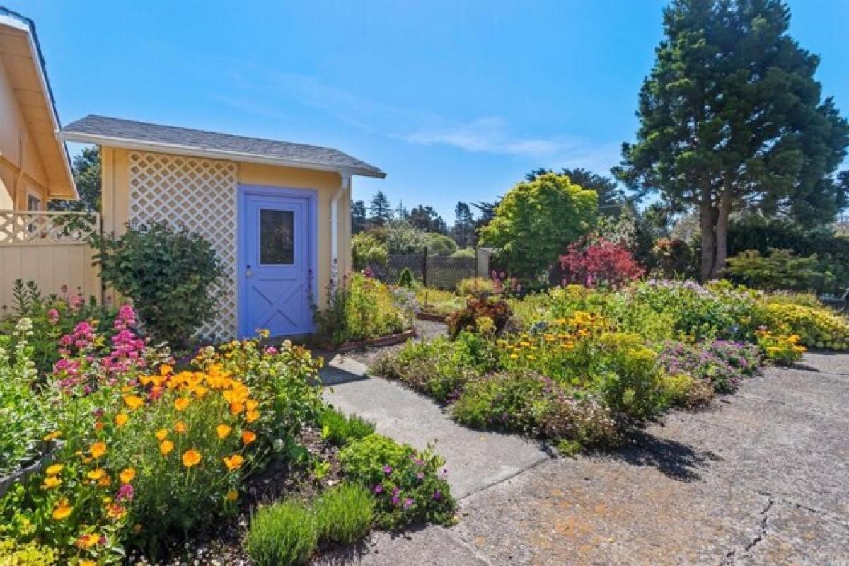 Picture of Home For Sale in Mendocino, California, United States
