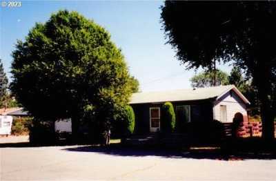 Home For Sale in Prairie City, Oregon