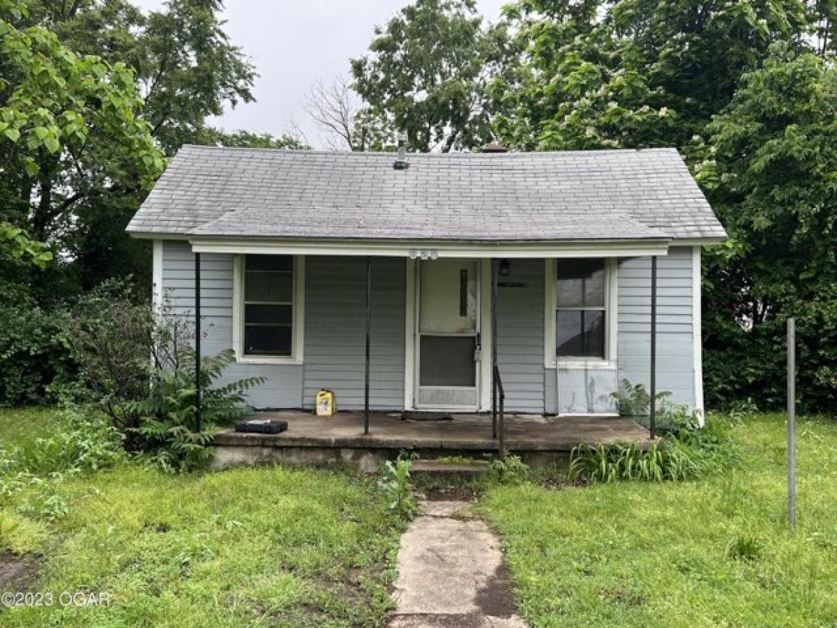 Picture of Home For Sale in Webb City, Missouri, United States