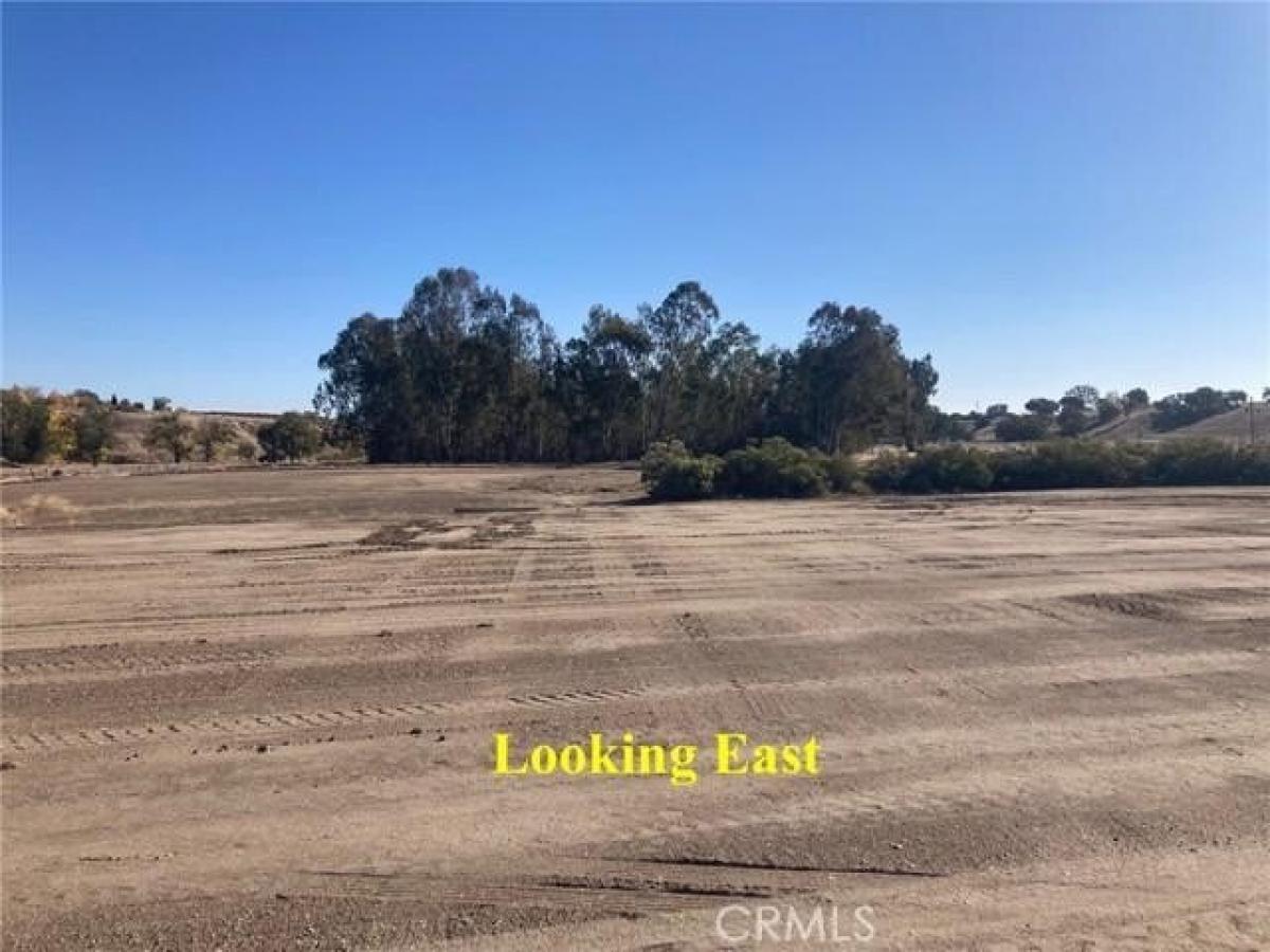 Picture of Residential Land For Sale in Paso Robles, California, United States