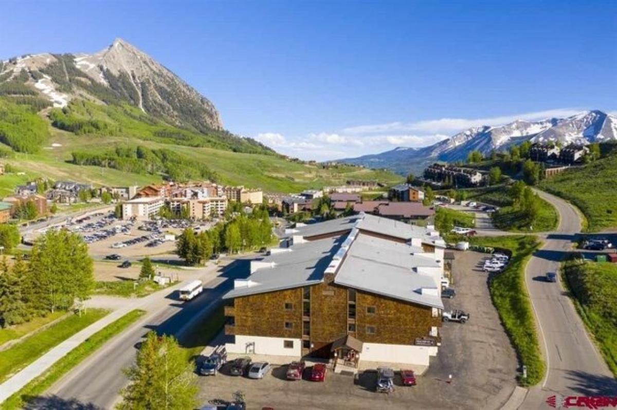 Picture of Home For Sale in Crested Butte, Colorado, United States