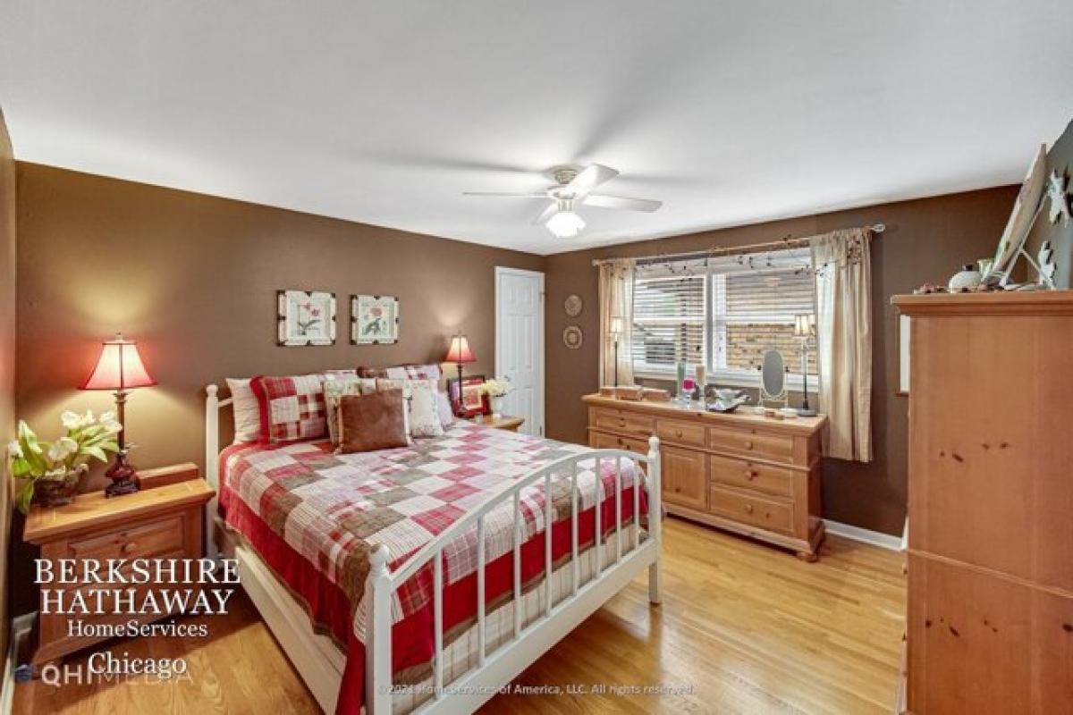 Picture of Home For Sale in Evergreen Park, Illinois, United States