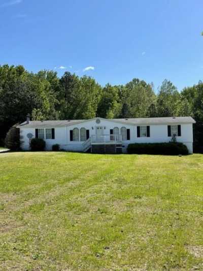 Home For Sale in Sutherlin, Virginia