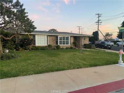 Home For Sale in Seal Beach, California