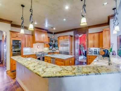 Home For Sale in Cresson, Texas