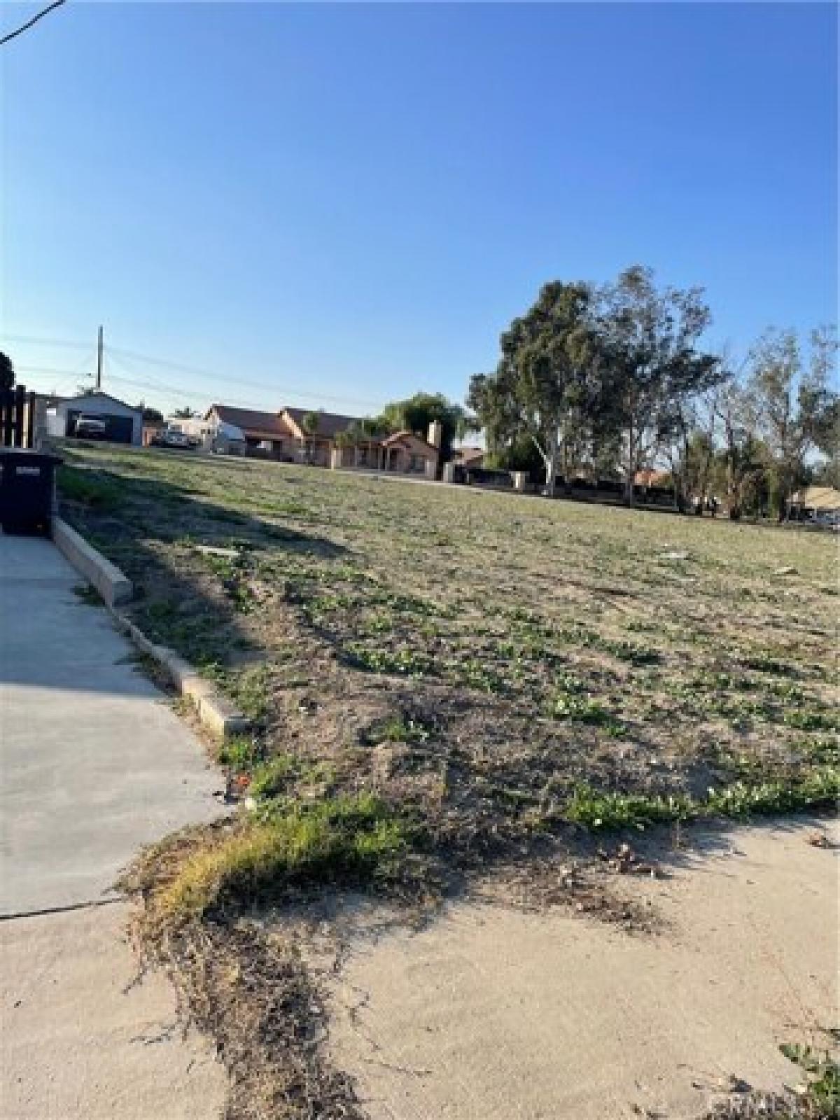 Picture of Residential Land For Sale in Colton, California, United States
