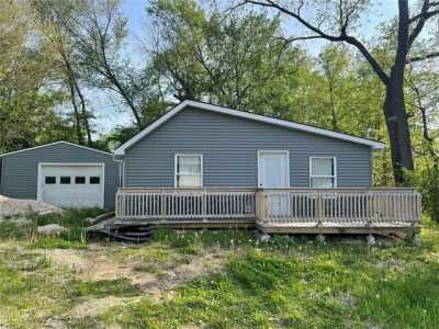 Home For Sale in Anamosa, Iowa