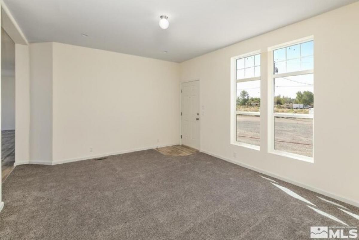 Picture of Home For Sale in Fallon, Nevada, United States