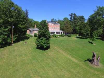Home For Rent in Rhinebeck, New York