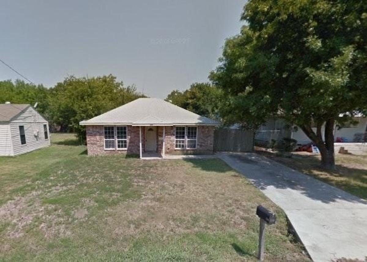 Picture of Home For Sale in Wilmer, Texas, United States