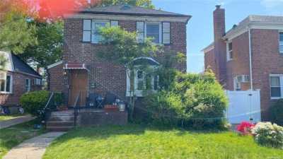 Apartment For Rent in Fresh Meadows, New York